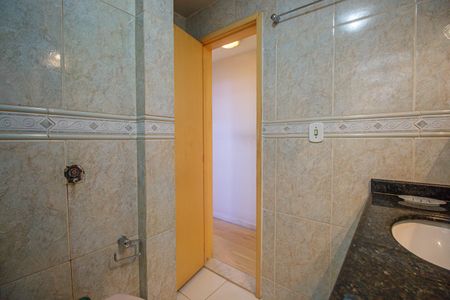 Apartamento para alugar com 90m², 3 quartos e 1 vaga Apartamento para alugar com 90m², 3 quartos e 1 vagaBanheiro Social