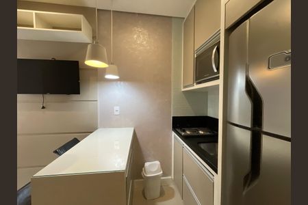 Studio para alugar com 26m², 1 quarto e 1 vagaCozinha - Armários