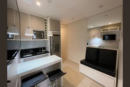 Detalhe Sala de kitnet/studio para alugar com 1 quarto, 26m² em Granja Viana, Cotia