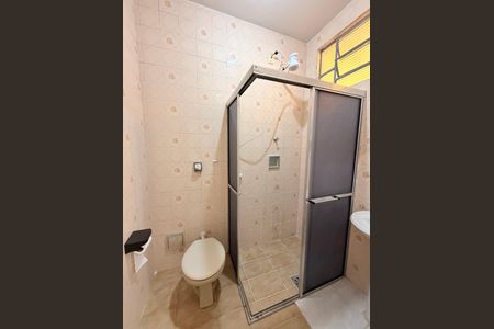 Casa para alugar com 57m², 2 quartos e sem vagaBanheiro