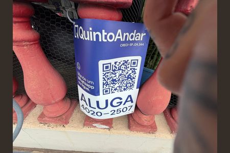 Casa para alugar com 57m², 2 quartos e sem vagaPlaquinha instalada COD BYIK-288