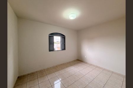 Casa para alugar com 57m², 2 quartos e sem vagaQuarto 1