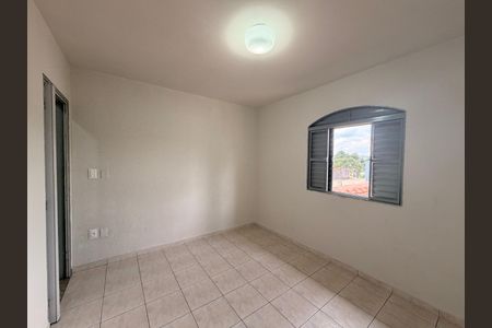 Casa para alugar com 57m², 2 quartos e sem vagaQuarto 1