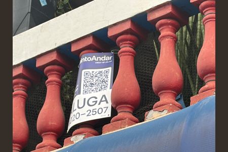 Casa para alugar com 57m², 2 quartos e sem vagaPlaquinha instalada COD BYIK-288