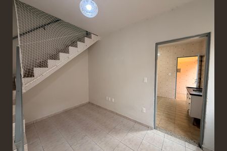Sala de casa para alugar com 2 quartos, 57m² em Vila Didi, Jundiaí