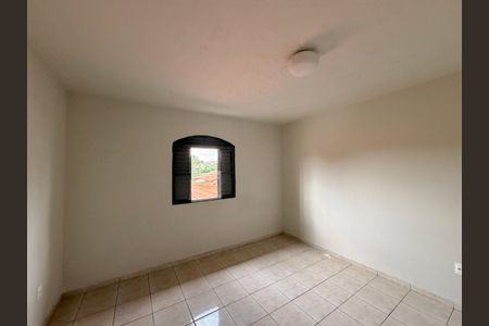 Casa para alugar com 57m², 2 quartos e sem vagaQuarto 2