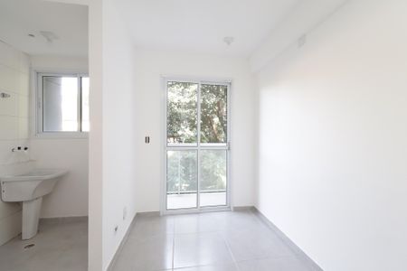 Apartamento para alugar com 39m², 2 quartos e 1 vagaSala/Cozinha