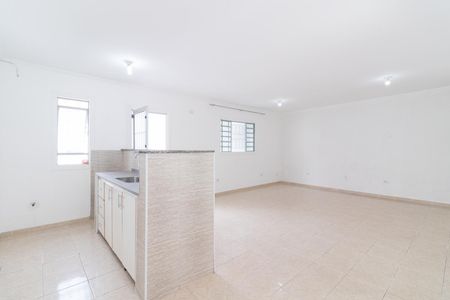 Sala de casa de condomínio para alugar com 2 quartos, 100m² em Vila Ré, São Paulo