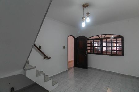 Casa para alugar com 120m², 3 quartos e 1 vagaSala 