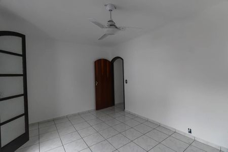 Casa para alugar com 120m², 3 quartos e 1 vagaSuite