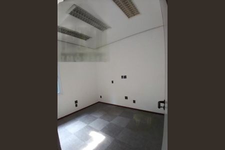 Casa à venda com 3 quartos, 280m² em Vila Clementino, São Paulo