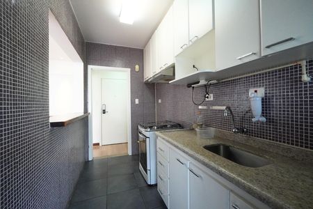 Apartamento à venda com 62m², 2 quartos e 1 vagaCozinha