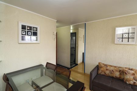 Sala  de apartamento para alugar com 2 quartos, 52m² em Vila Mazzei, São Paulo