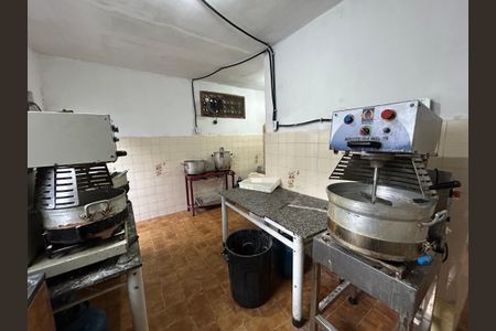 Casa à venda com 275m², 5 quartos e 3 vagasCozinha casa 2
