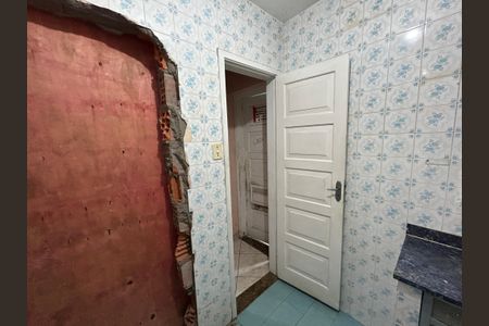 Casa à venda com 275m², 5 quartos e 3 vagasBanheiro casa 1