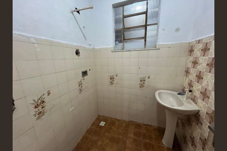 Casa à venda com 275m², 5 quartos e 3 vagasBanheiro casa 2
