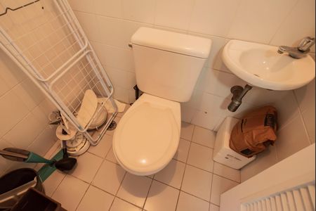 Apartamento para alugar com 78m², 3 quartos e 2 vagasBanheiro de Serviço