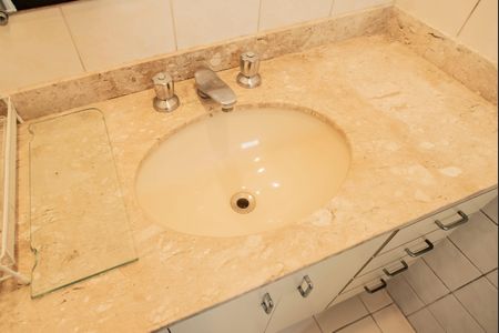 Apartamento para alugar com 78m², 3 quartos e 2 vagasBanheiro da Suíte