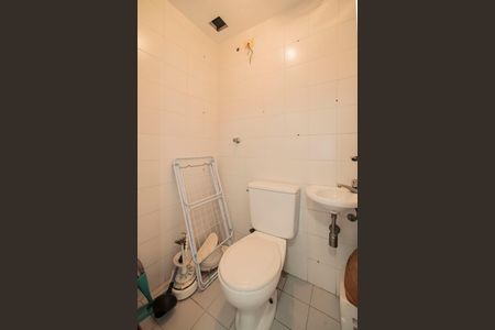 Apartamento para alugar com 78m², 3 quartos e 2 vagasBanheiro de Serviço