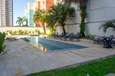 Apartamento à venda com 74m², 3 quartos e 2 vagasÁrea comum - Piscina