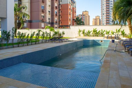 Apartamento à venda com 74m², 3 quartos e 2 vagasÁrea comum - Piscina
