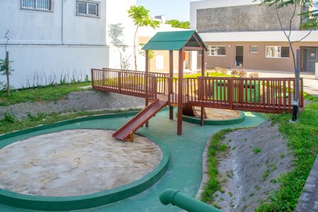 Apartamento à venda com 74m², 3 quartos e 2 vagasÁrea comum - Playground