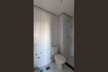 Apartamento à venda com 74m², 3 quartos e 2 vagasBanheiro social 
