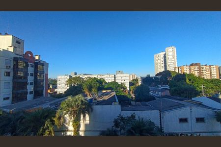 Vista  de apartamento à venda com 3 quartos, 74m² em Partenon, Porto Alegre