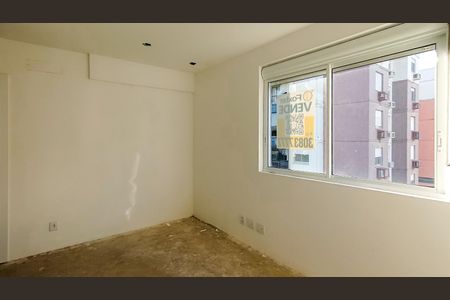 Suite  de apartamento à venda com 3 quartos, 74m² em Partenon, Porto Alegre