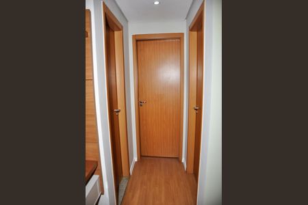 Apartamento para alugar com 45m², 2 quartos e 1 vagaDetalhe - Corredor Quartos