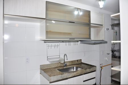 Apartamento para alugar com 45m², 2 quartos e 1 vagaDetalhe - Cozinha Americana