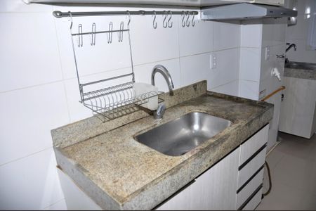 Apartamento para alugar com 45m², 2 quartos e 1 vagaDetalhe - Cozinha Americana