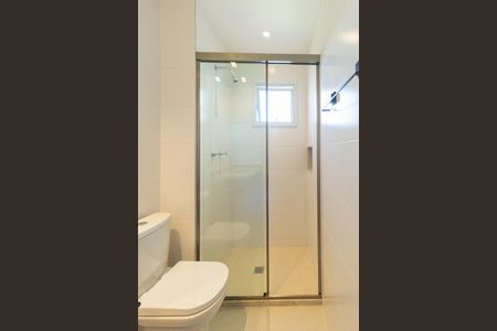 Apartamento à venda com 136m², 3 quartos e 2 vagas Apartamento à venda com 136m², 3 quartos e 2 vagasBanheiro da suíte 2