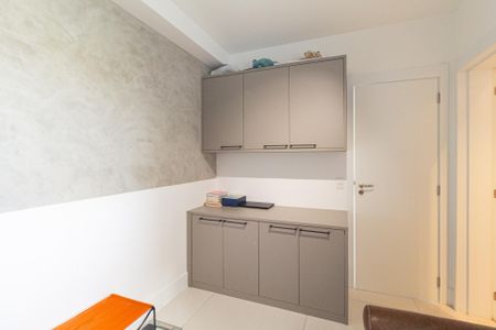 Apartamento à venda com 136m², 3 quartos e 2 vagas Apartamento à venda com 136m², 3 quartos e 2 vagasSuíte 1