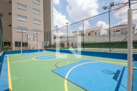 Apartamento à venda com 136m², 3 quartos e 2 vagas Apartamento à venda com 136m², 3 quartos e 2 vagasÁrea comum - Quadra poliesportiva