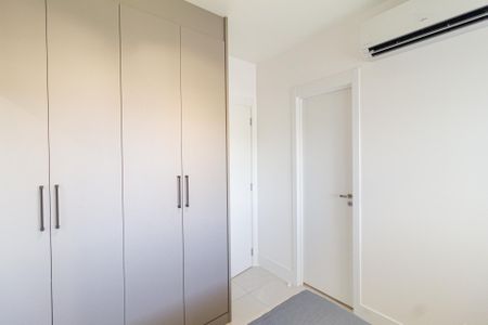 Apartamento à venda com 136m², 3 quartos e 2 vagas Apartamento à venda com 136m², 3 quartos e 2 vagasSuíte 2