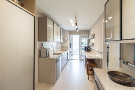 Apartamento à venda com 136m², 3 quartos e 2 vagas Apartamento à venda com 136m², 3 quartos e 2 vagasCozinha