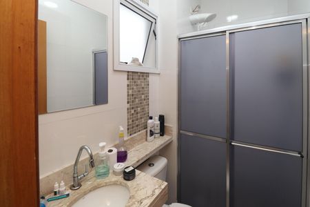 Banheiro  de apartamento para alugar com 2 quartos, 70m² em Vila Constança, São Paulo