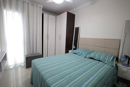 Apartamento à venda com 107m², 2 quartos e 3 vagasQuarto Suíte 2