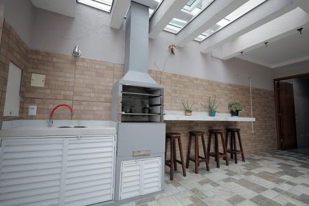 Apartamento à venda com 107m², 2 quartos e 3 vagasChurrasqueira