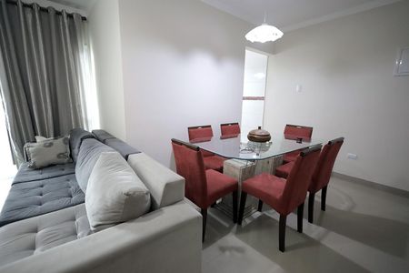 Apartamento à venda com 107m², 2 quartos e 3 vagasSala