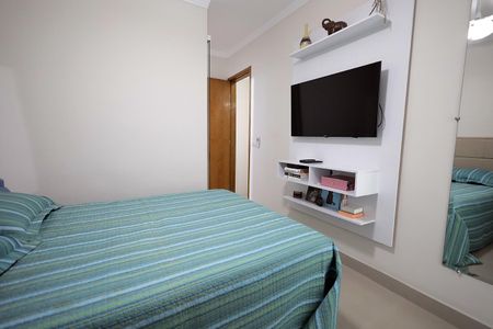 Apartamento à venda com 107m², 2 quartos e 3 vagasQuarto Suíte 2