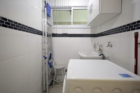 Apartamento à venda com 107m², 2 quartos e 3 vagasÁrea de Serviço