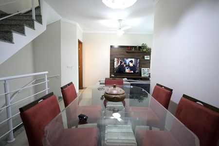 Apartamento à venda com 107m², 2 quartos e 3 vagasSala