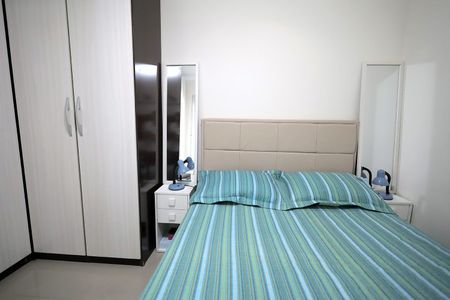 Apartamento à venda com 107m², 2 quartos e 3 vagasQuarto Suíte 2