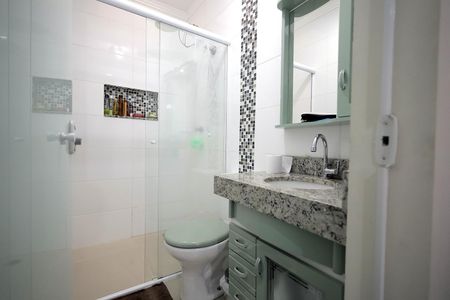 Apartamento à venda com 107m², 2 quartos e 3 vagasBanheiro Quarto Suíte 1