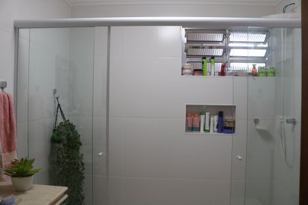 Apartamento para alugar com 236m², 3 quartos e 2 vagasBanheiro 1