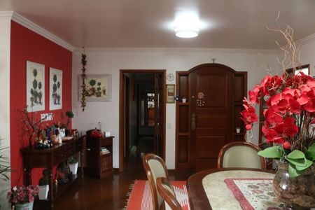 Apartamento para alugar com 236m², 3 quartos e 2 vagasSala