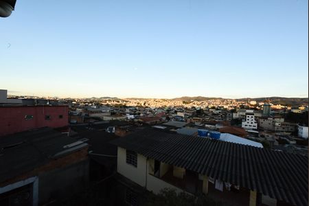 Casa à venda com 110m², 4 quartos e 2 vagas Casa à venda com 110m², 4 quartos e 2 vagasTerraço vista