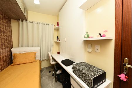 Casa à venda com 110m², 4 quartos e 2 vagas Casa à venda com 110m², 4 quartos e 2 vagasQuarto 3